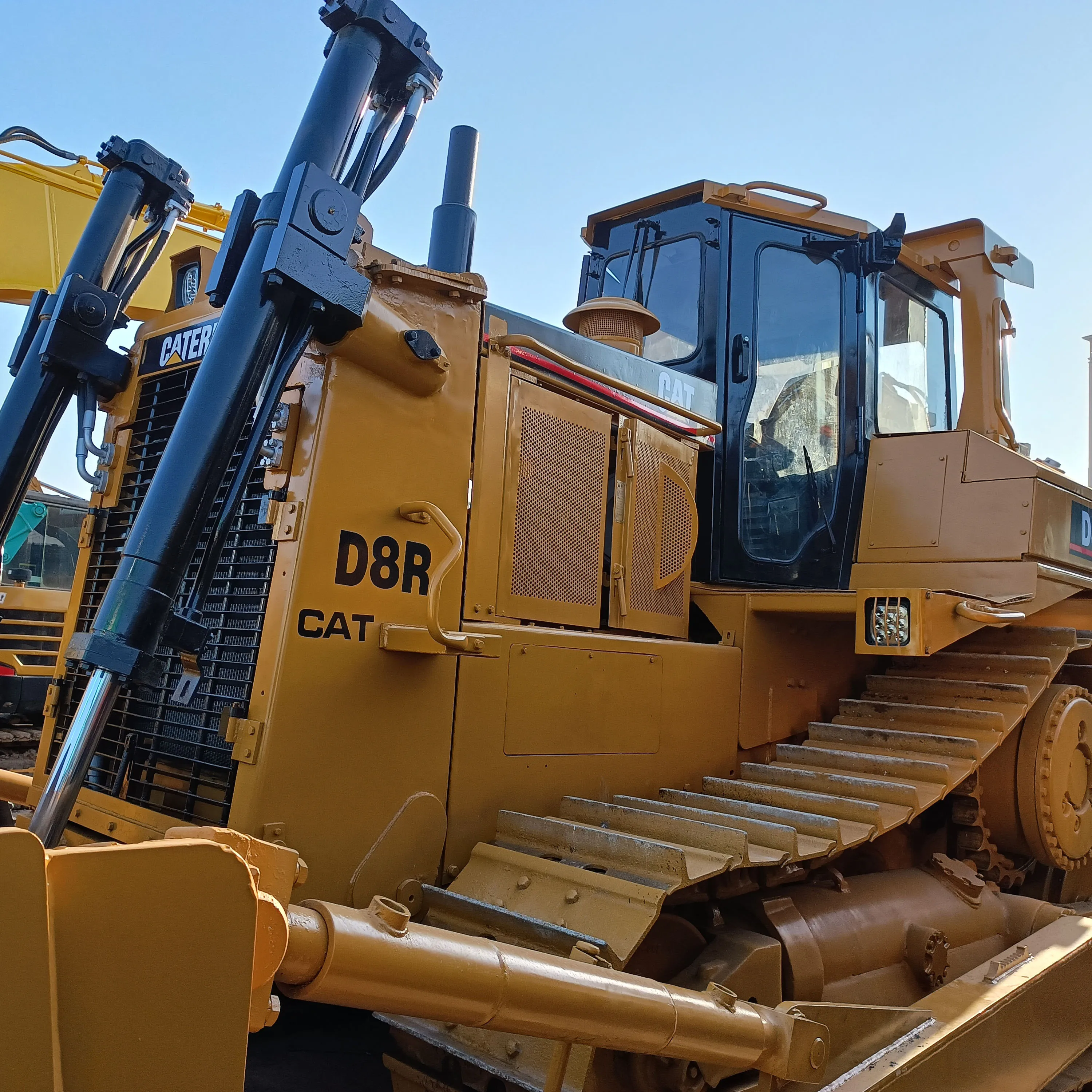 Хорошее состояние Caterpillar Cat D8R используется бульдозер для продажи