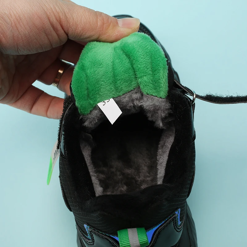 
High quality winter thickened boy casual shoes warm and non-slip black sneakers 