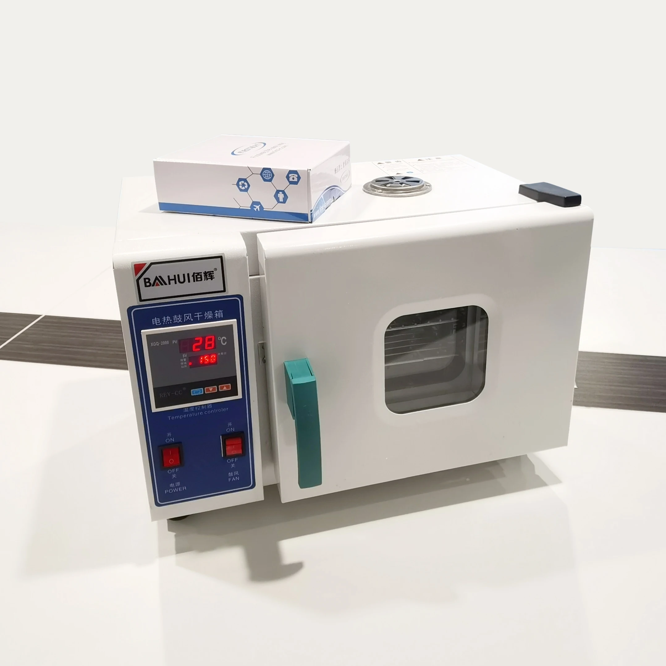 Multiplexer Switch ICs CD4067BM96 SOIC-24 5 V to 18 V SMD/SMT IC MUX/DEMUX 1X16 24SOIC Original in Stock