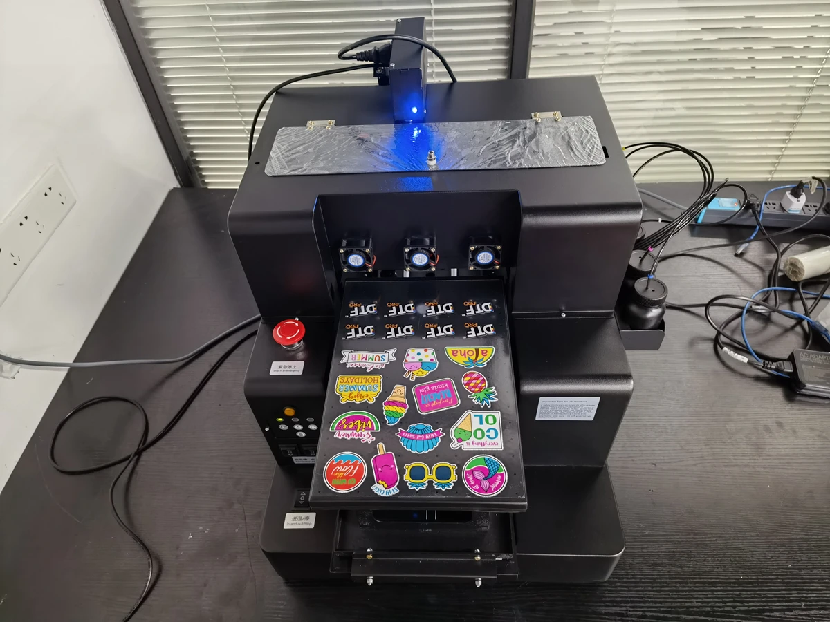 UV DTF Printer With Transfer PVC Film 3d Effect 50cm 30cm L805 Xp600 Print Head Roll To Roll UV DTF Printer Sticker DTF Printer