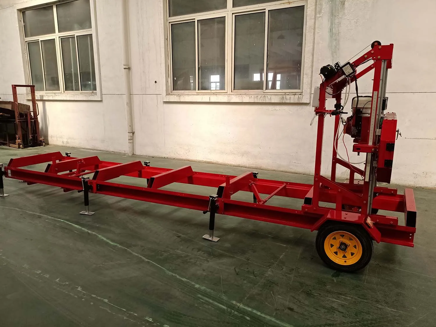 Trailer mounted 31 inch portable band sawmill portable wood cutting machine 15hp petrol engine E-start EPA approved