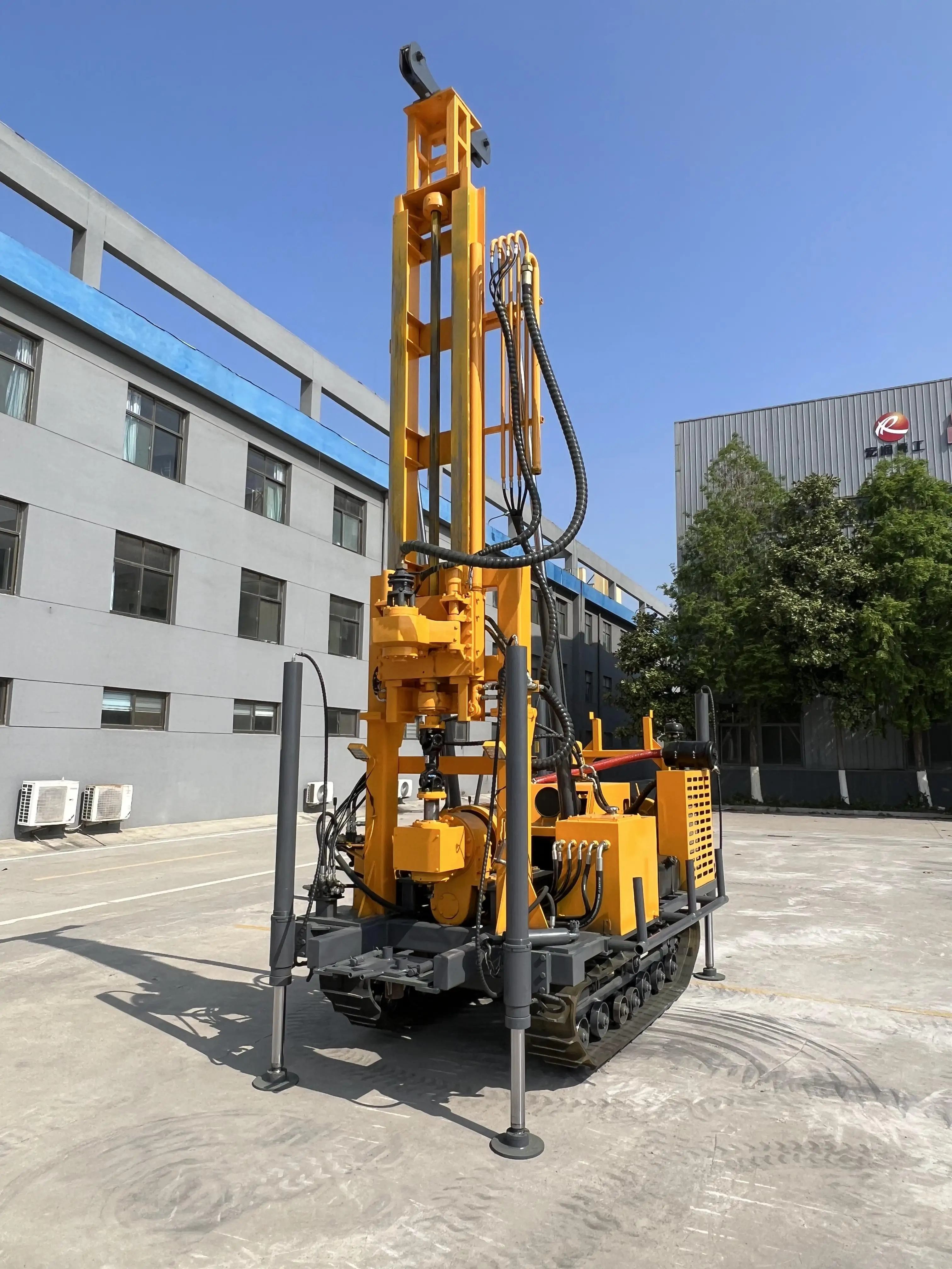 280m Water and pneumatic dual-purpose series drilling rig Multifunctional hydraulic crawler drilling rig Top drive drilling rig