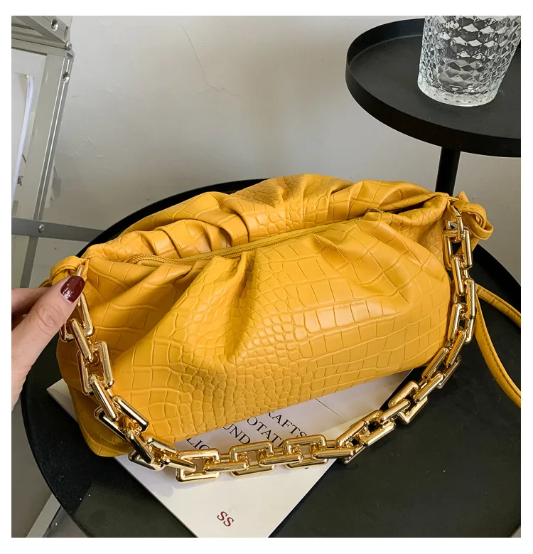 Women Tote Pleated Cloud Handbags Gold Chain Shoulder Bag Luxury Pure Color Ruched Hobos Lady Dumpling Wrinkled Crossbody Bags