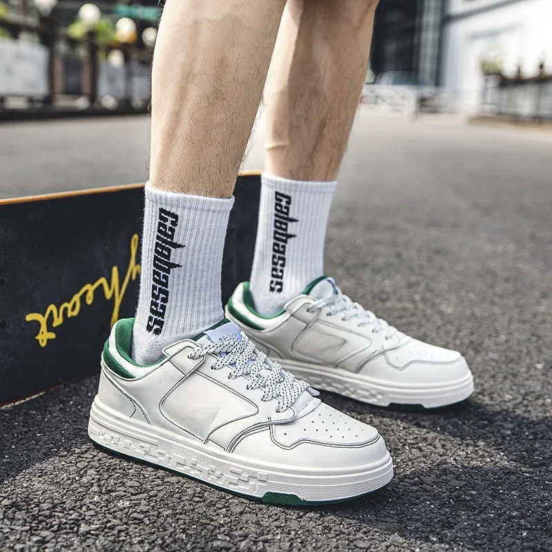Wholesale Spring and Autumn Cool Run Fashion Trend Versatile Couple Sports and Leisure Board Shoes