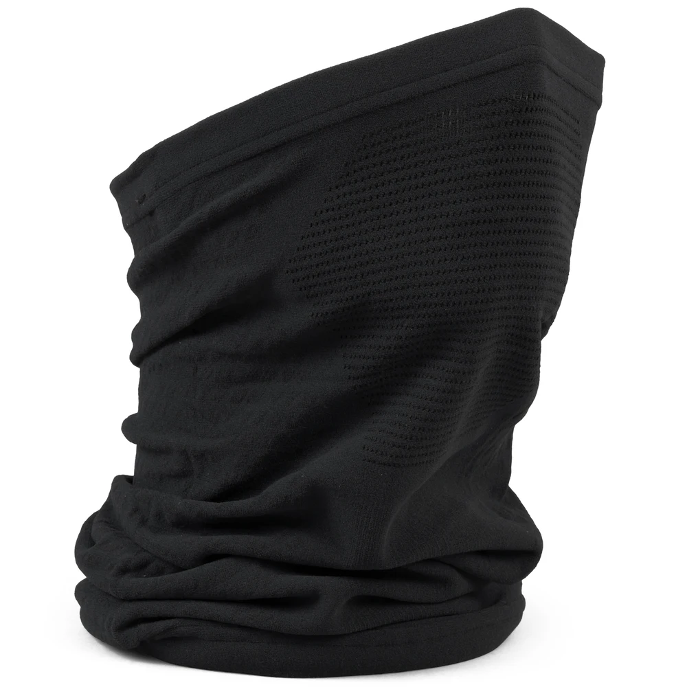 Extremely comfortable seamless knit neck scarf breathable and sweat transporting ingenious for all bike rides in the winter