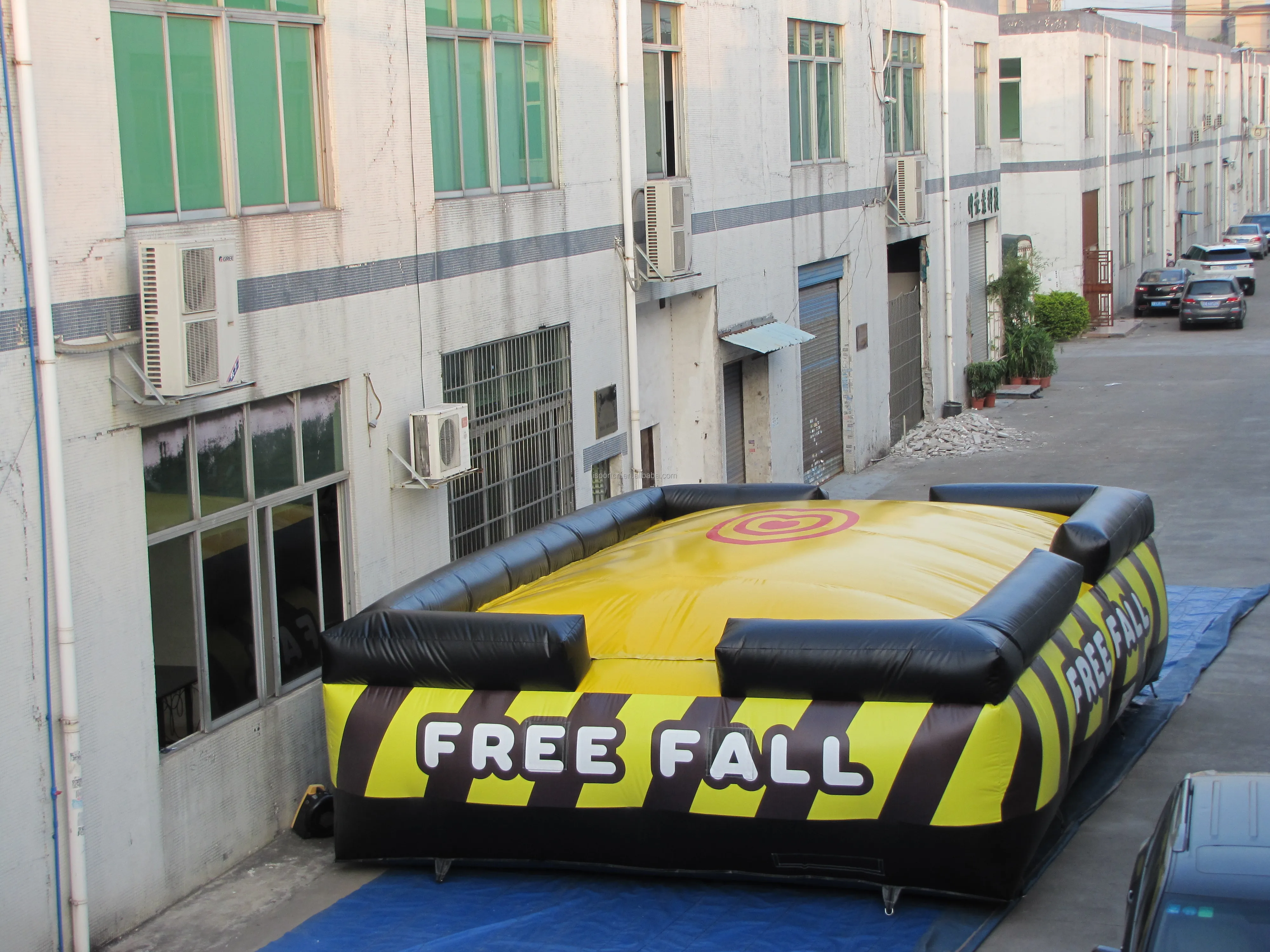 customized Inflatable BMX Air Bag Mattress Landing Mat Inflatable Stunt jump For Skiing