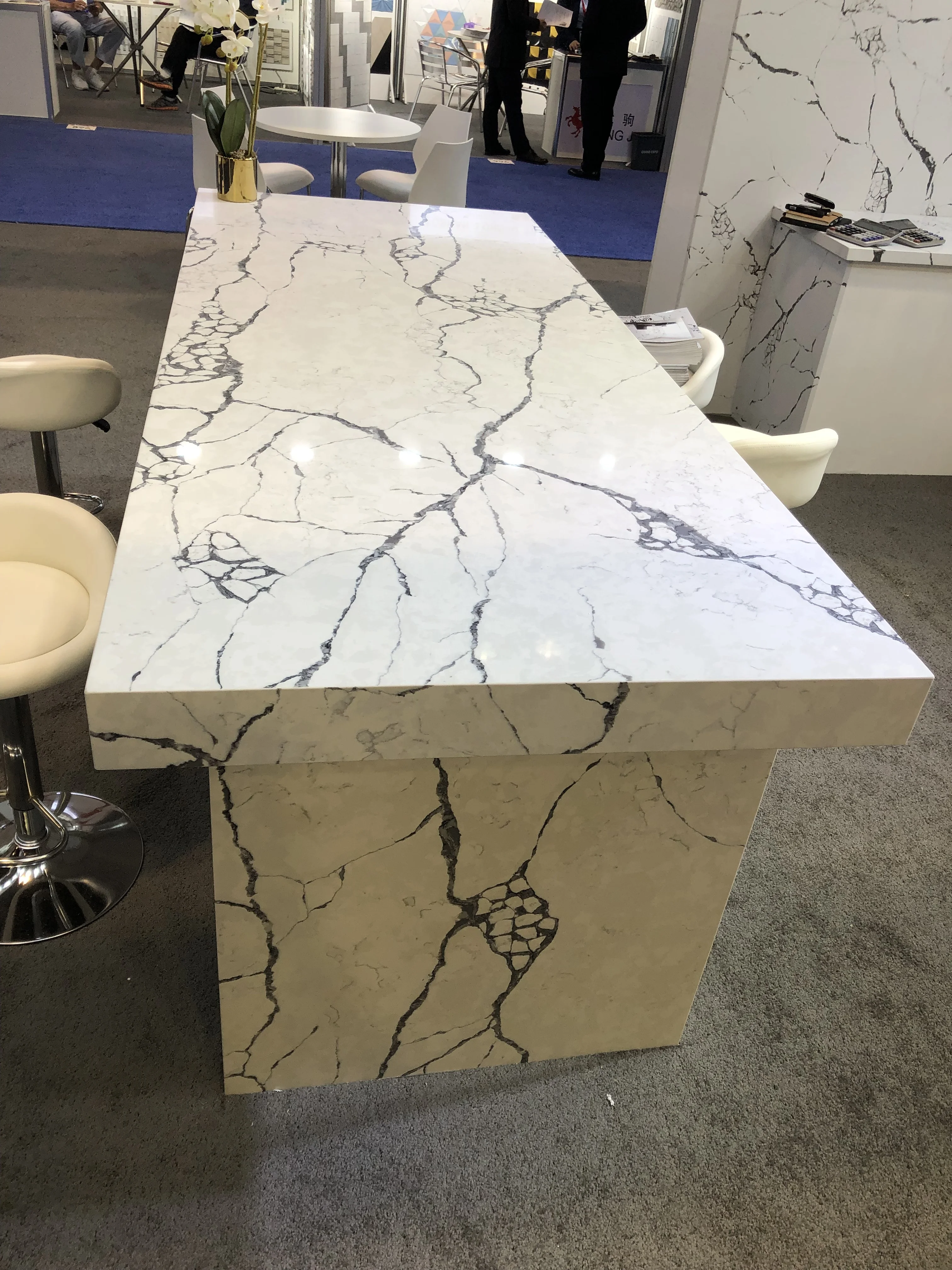 Wholesale Chinese  Artificial Stone Slab Quartz Vanity Counter Top quartz stone slab for kitchen engineered quartz stone slab