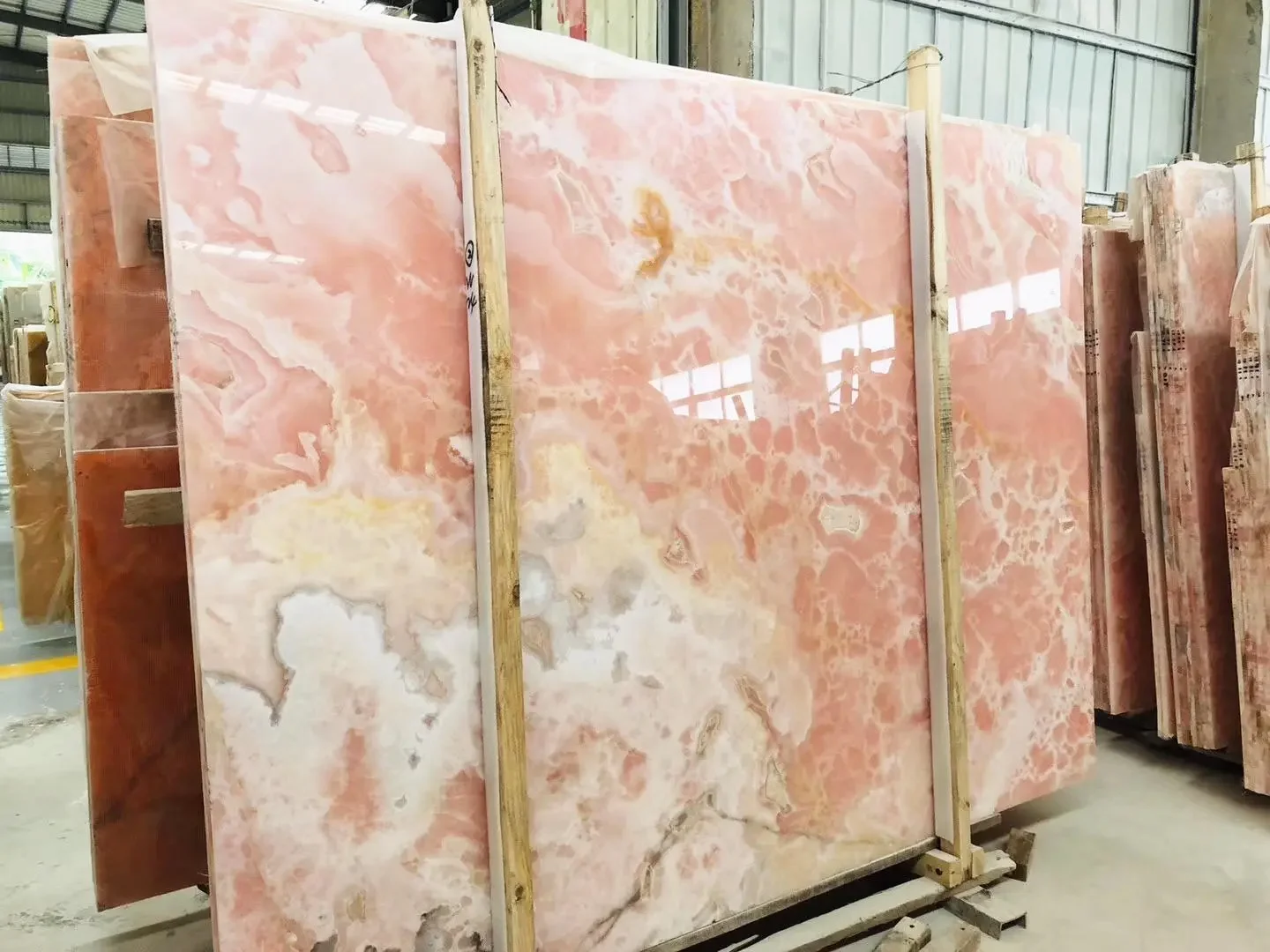 3/4' Crystal Pink Onyx Marble Slab Bathroom Vanity Countertop Backlit Feature Wall Luminous Coffee Table Furniture Table Top