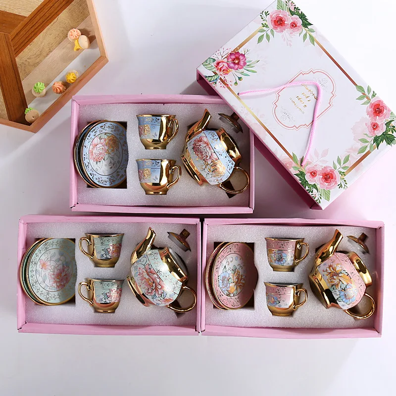 Wholesale 2023 new Creative ceramic mugs European style coffee cup Promotional gift set coffee mug and saucer