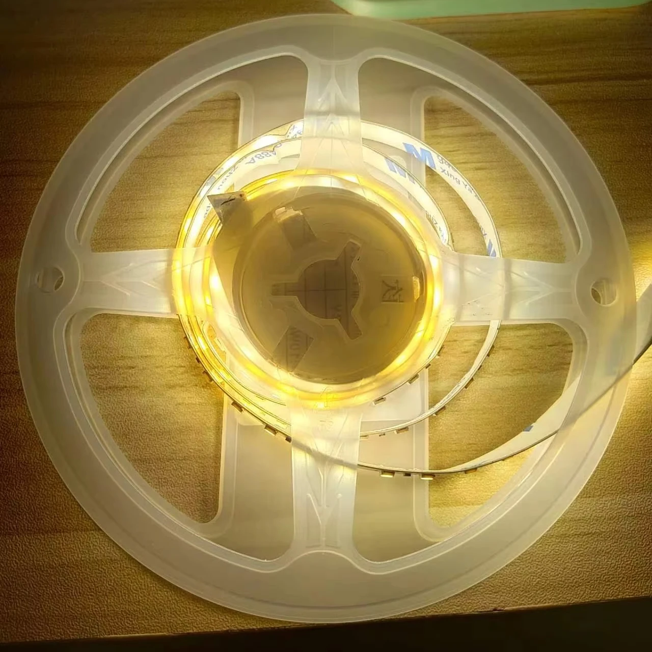 Низкая цена 2835 Светодиодная лента smd 5 м низкого напряжения одиночные Белые 120 светодиоды