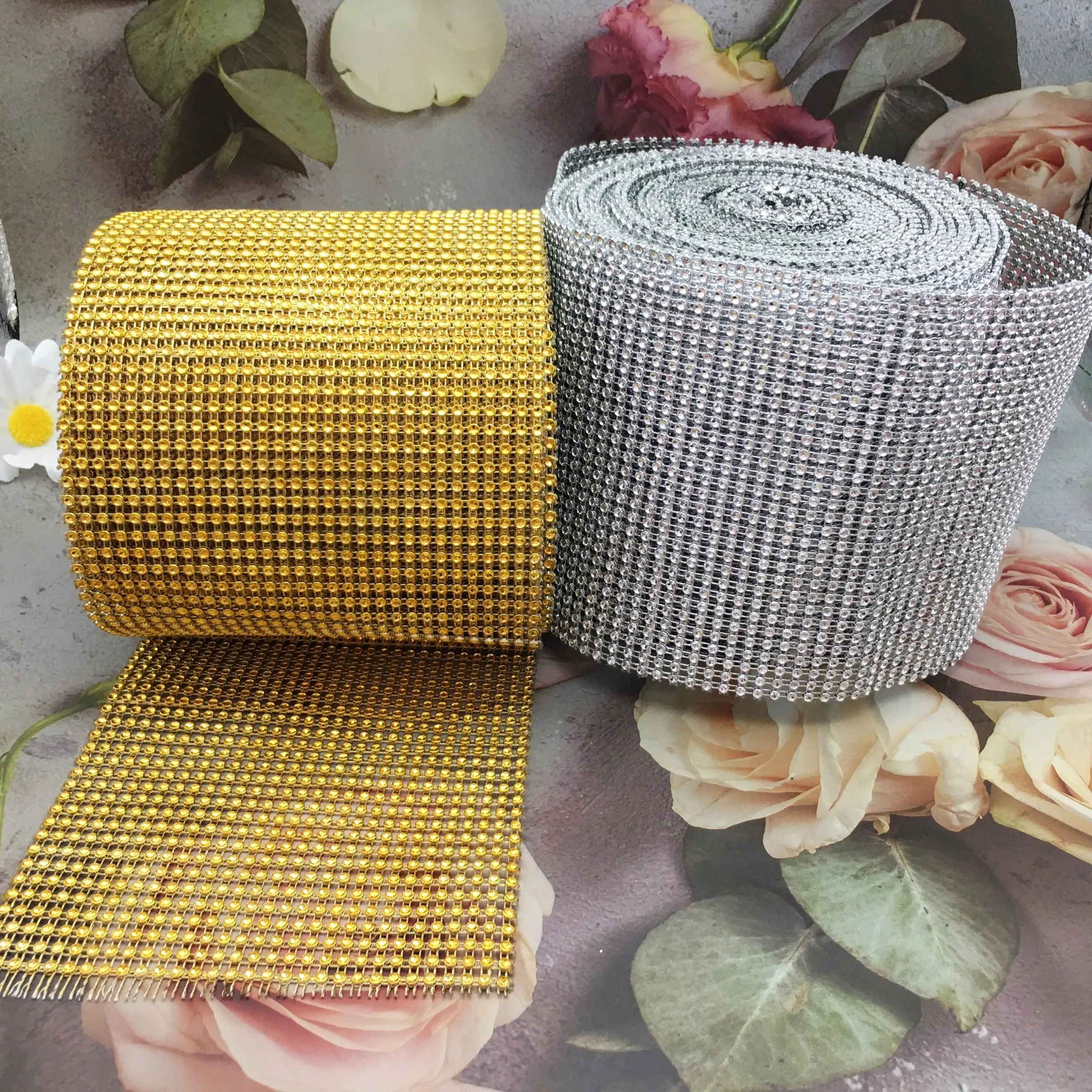Wholesale 30 Rows of 10 Yards Silver Plastic Rhinestone Strips With Edging Mesh Rolls DIY for Decorative Accessories