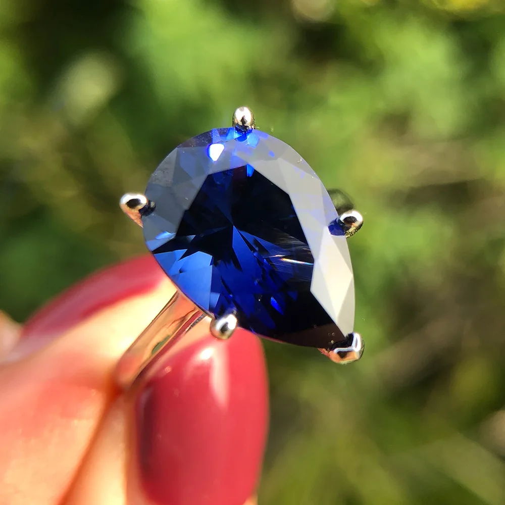 Europe And The United States Hot Selling 925 Silver High Carbon Diamond 10 Carat Diamond Ring Drop-Shaped 10*14 Carat Engagement