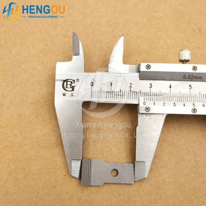 27x13x2mm Ryobi 512 Gripper Pad Offset Printing Machine Spare Parts