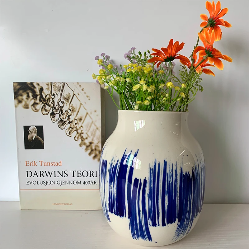 Manufacturer ceramic home decoration flower vases with hand-painting