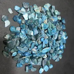 Wholesale natural blue apatite tumbled stones gemstone crushed stone crystal chips for home decor