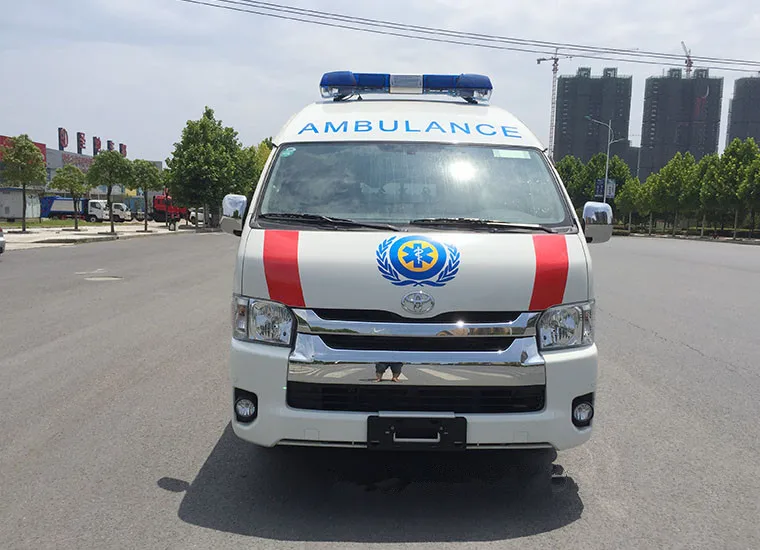 Foton Brand ambulance middle roof  New Mini Right Hand Drive Diesel 4X2 Ambulance light Car cheapest Price Vehicle for Sale