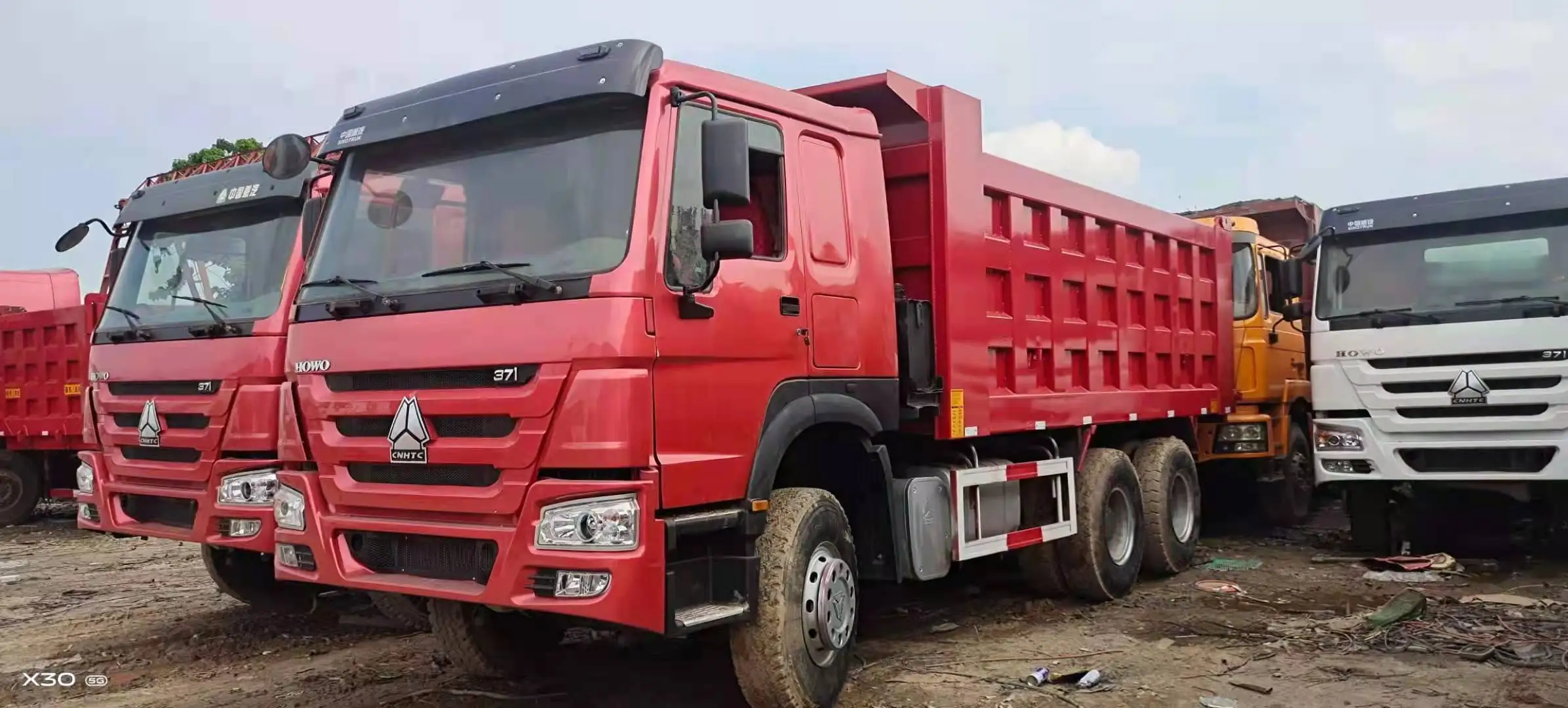Sinotruk HOWO 10 12 Wheel Used 4X2 6X4 8X4 336HP371HP 375HP 380HP Heavy Transport Lorry Mining Sand Dumper Tipping  Truck