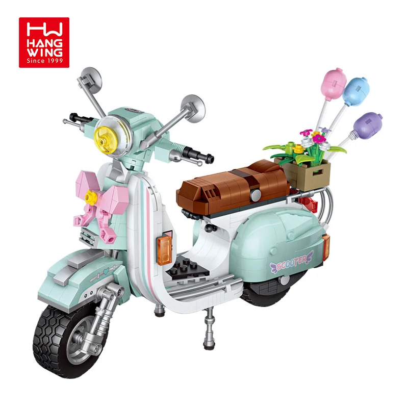 HW 3d Building Block Travel Car Scooter Plastic Building Blocks Toy 673pcs