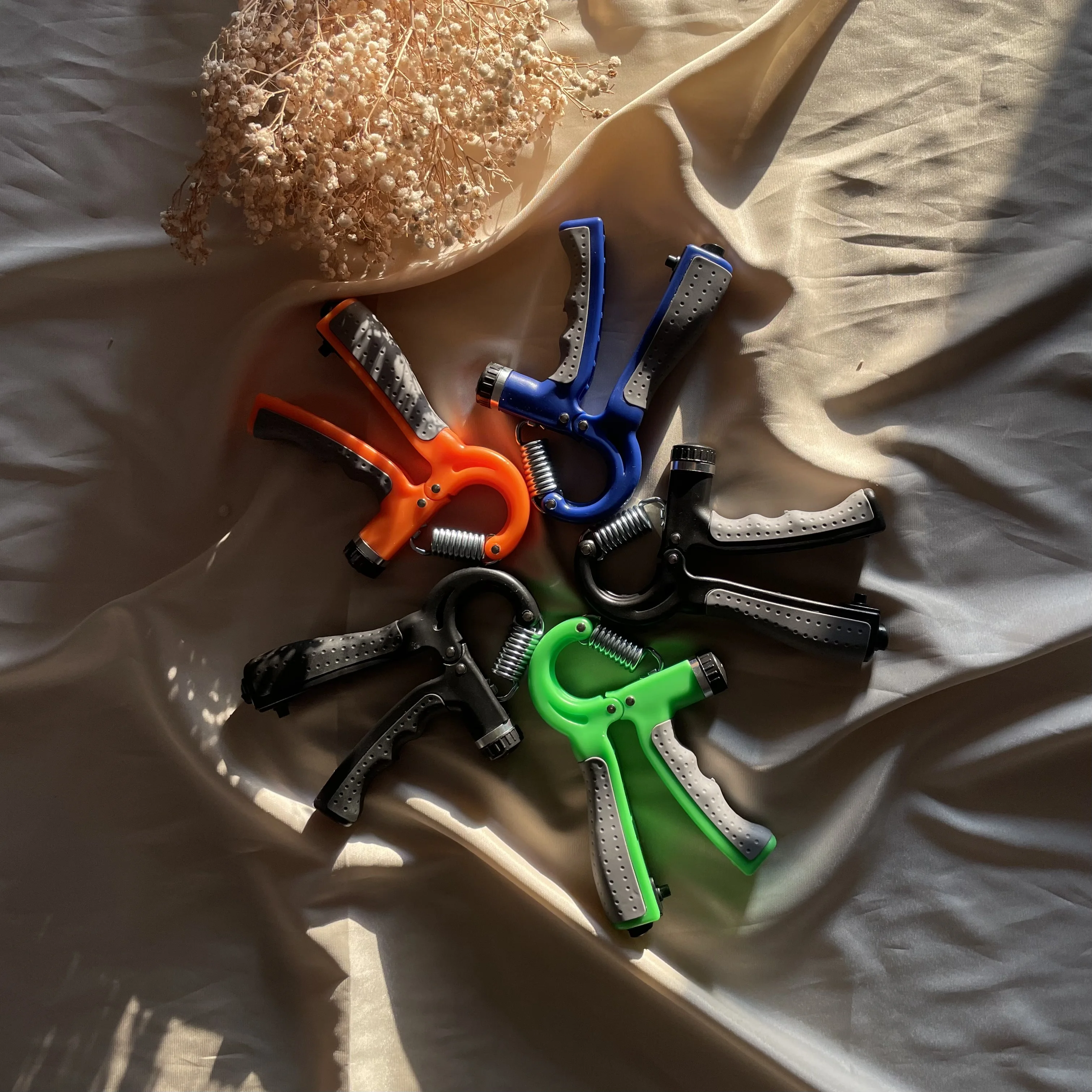 Popular Fitness Equipment Grip Strength Train adjustable Hand Grip Strengthener Exercise Forearm Wrist Grip set