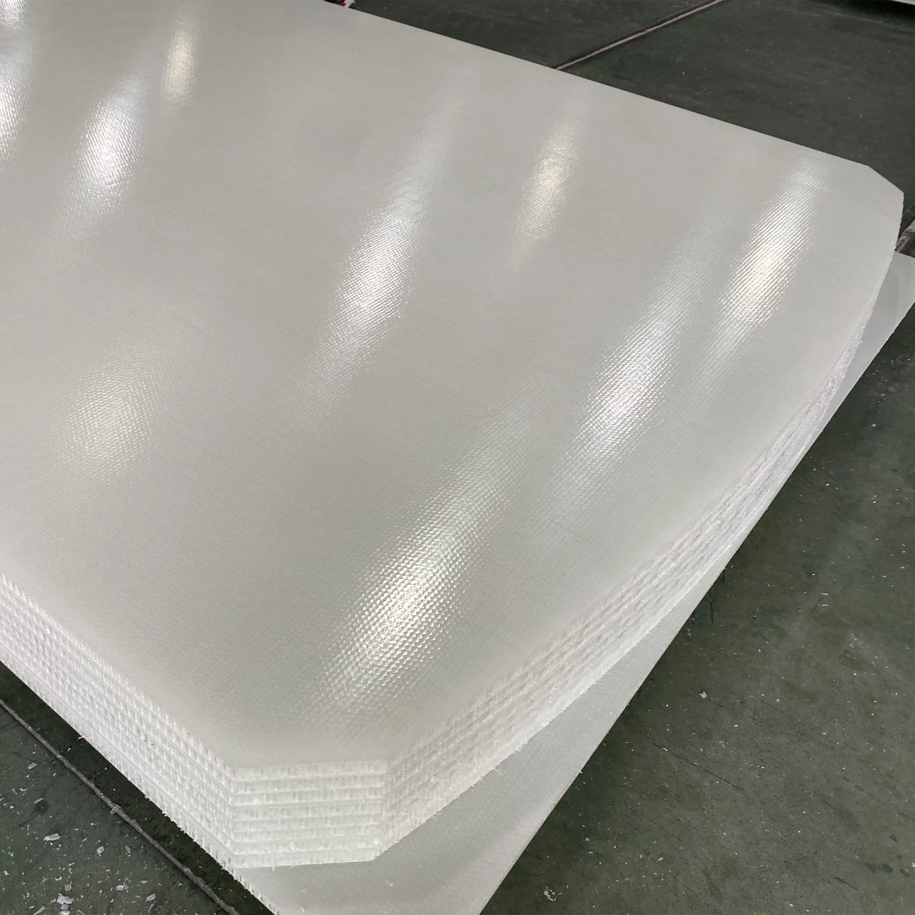 Marine Grade Polypropylene Fiberglass Reinforced Honeycomb Panel for Pontoon Flooring