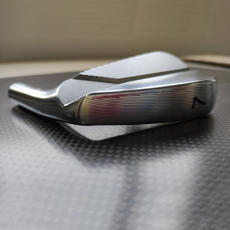 Custom Factory supplier High Quality soft steel Forged Golf Iron Head Graphite shaft Irons Head Clubs