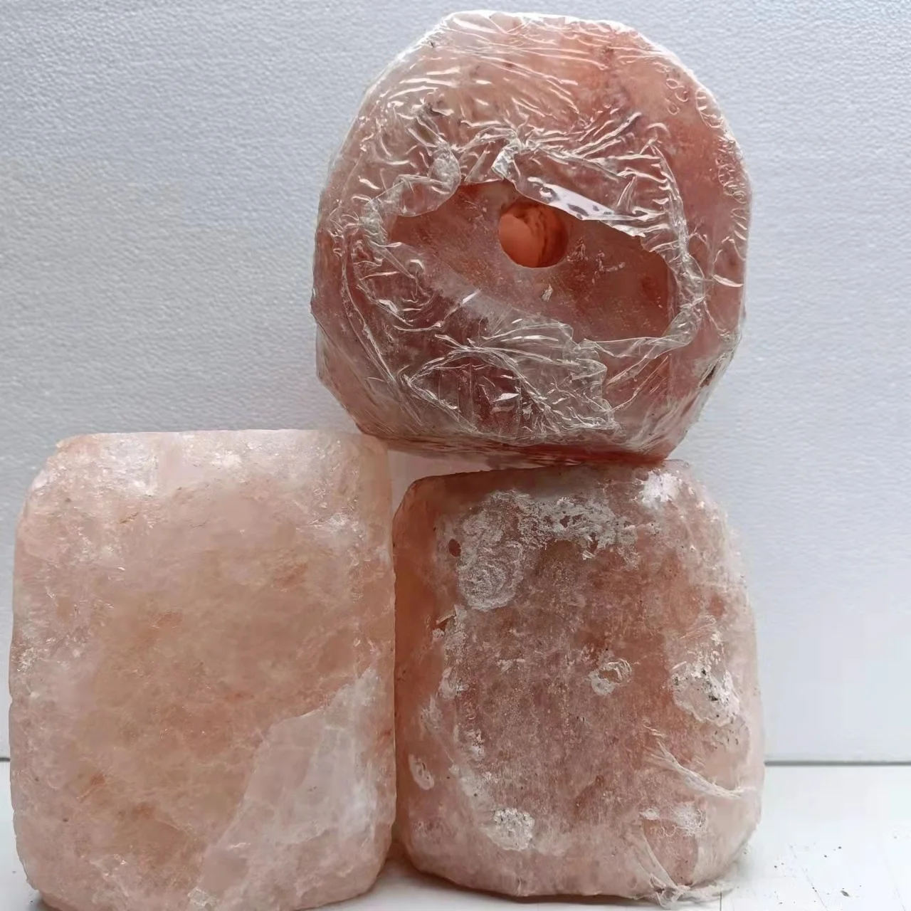 Square Rope Natural HimalayanAnimal Salt Lick Mineral Supplement for Livestock and Pets Nutritious Stone  for Animal Feed