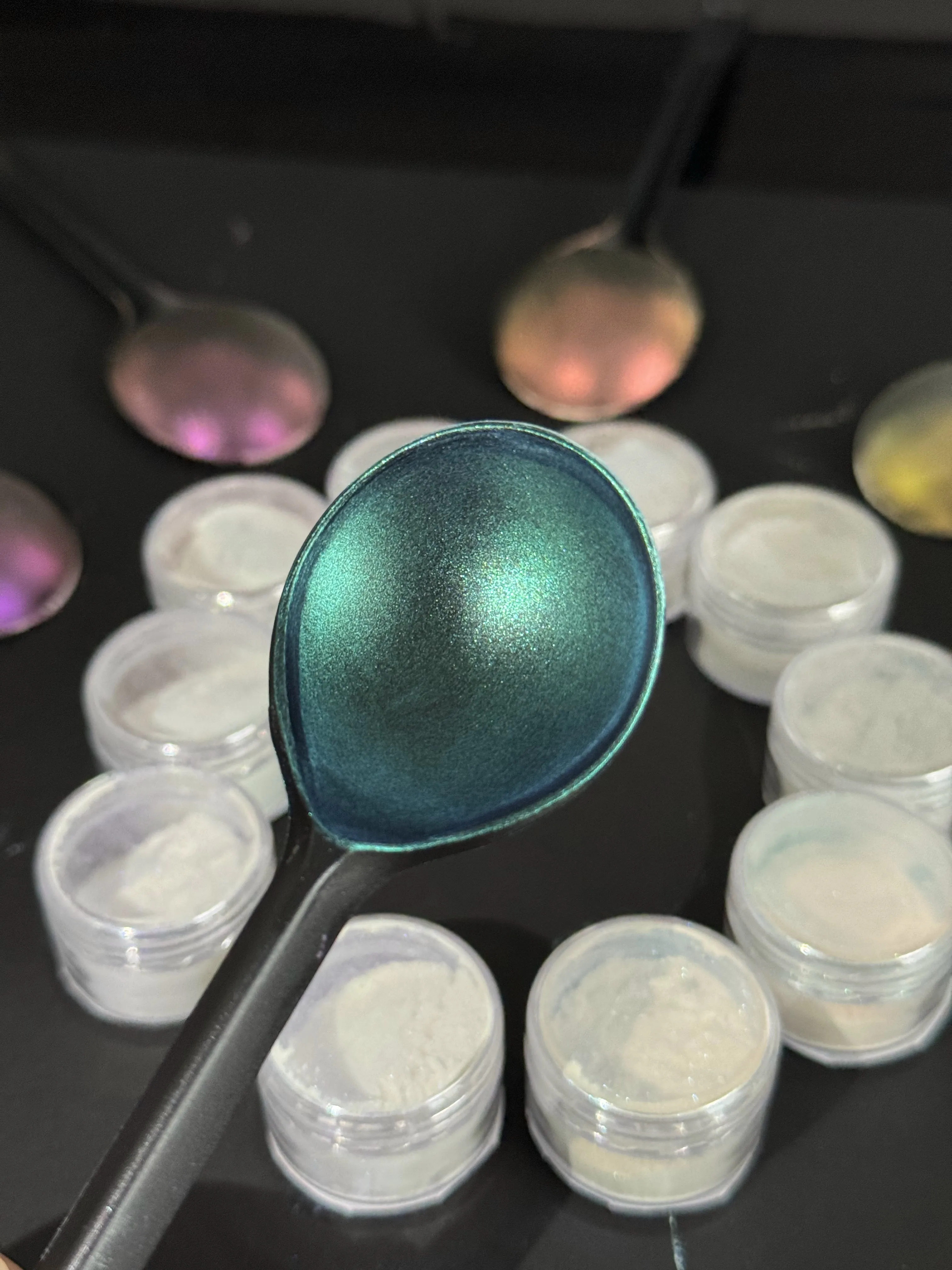 Factory Wholesale OEM Cosmetic Grade Pearl Pigment nail art powder