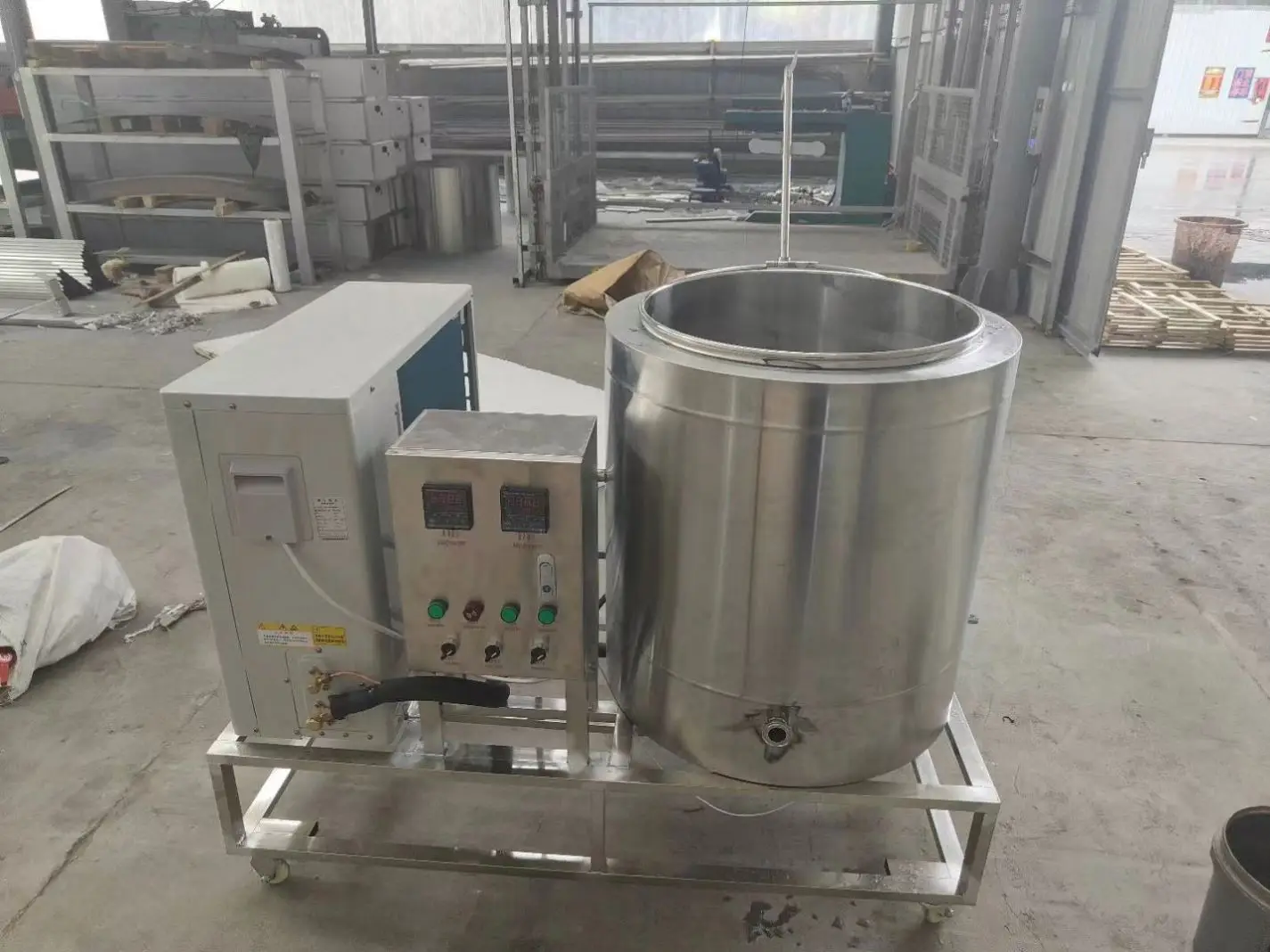 Automatic Daily Milk And Food Pasteurizer Machine With PLCDP Pump And Motor Core Components For Longer Shelf Life