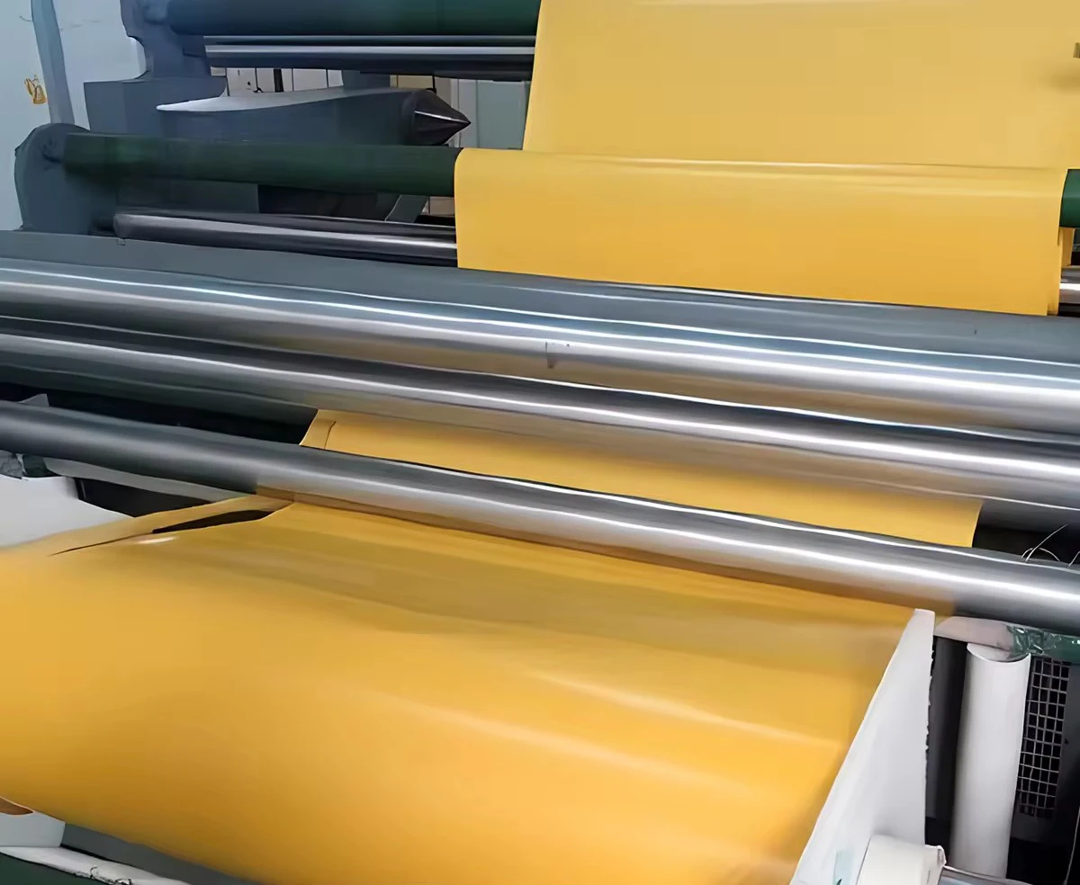 Custom PE Silicone Release Paper Jumbo Roll Packaging Sticker Labels Kraft Paper Tape Raw Material 80gms Coated Release Papers