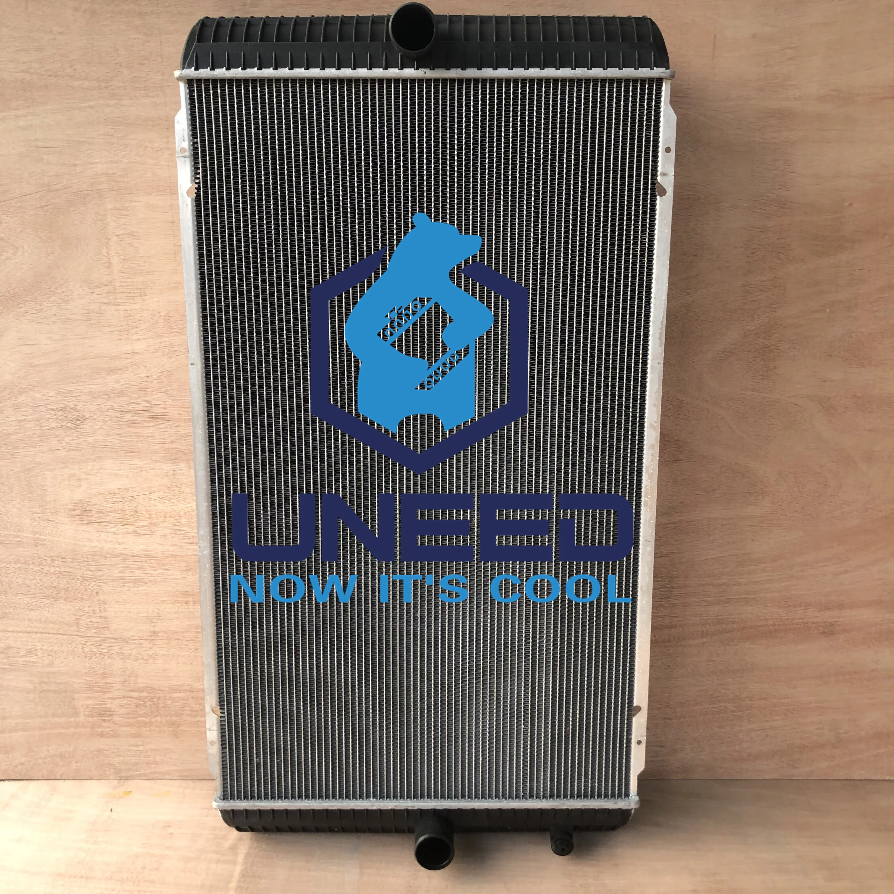 Volvo Water Radiator Factory Directly Supply VOE11115972 11115972 for VOLVO A25D A30D