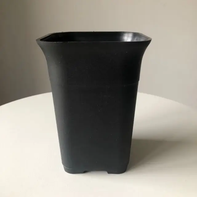 7.5cm*9.5cm tall square nursery pot