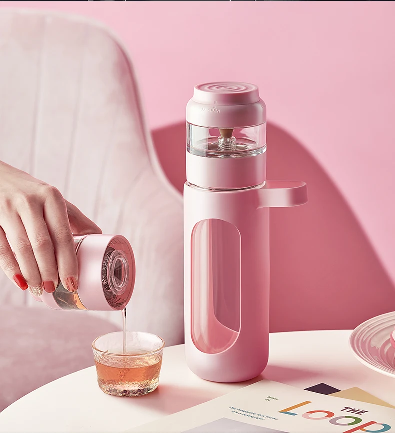 DH Manufacturer Travel Tumbler with Elegant Glass Cup and Silicone Sleeve Handle Vacuum Tea Infuser Cup for Tea Lovers Camping