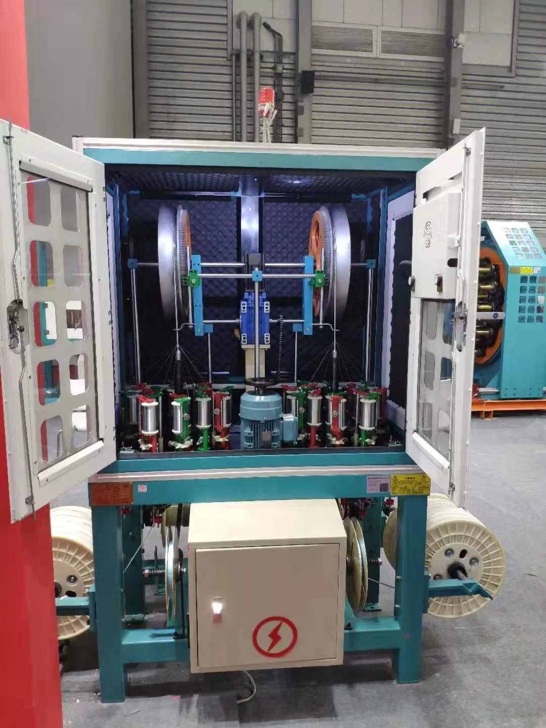 Easy to Operate Cable Braiding Machine Making Iron Wire 16 Spindle Wire and Cable Braiding Machine for Sale