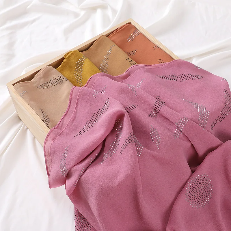 2022 New design scarves muslim hijab solid color rhinestone hijab headscarf chiffon women hijab