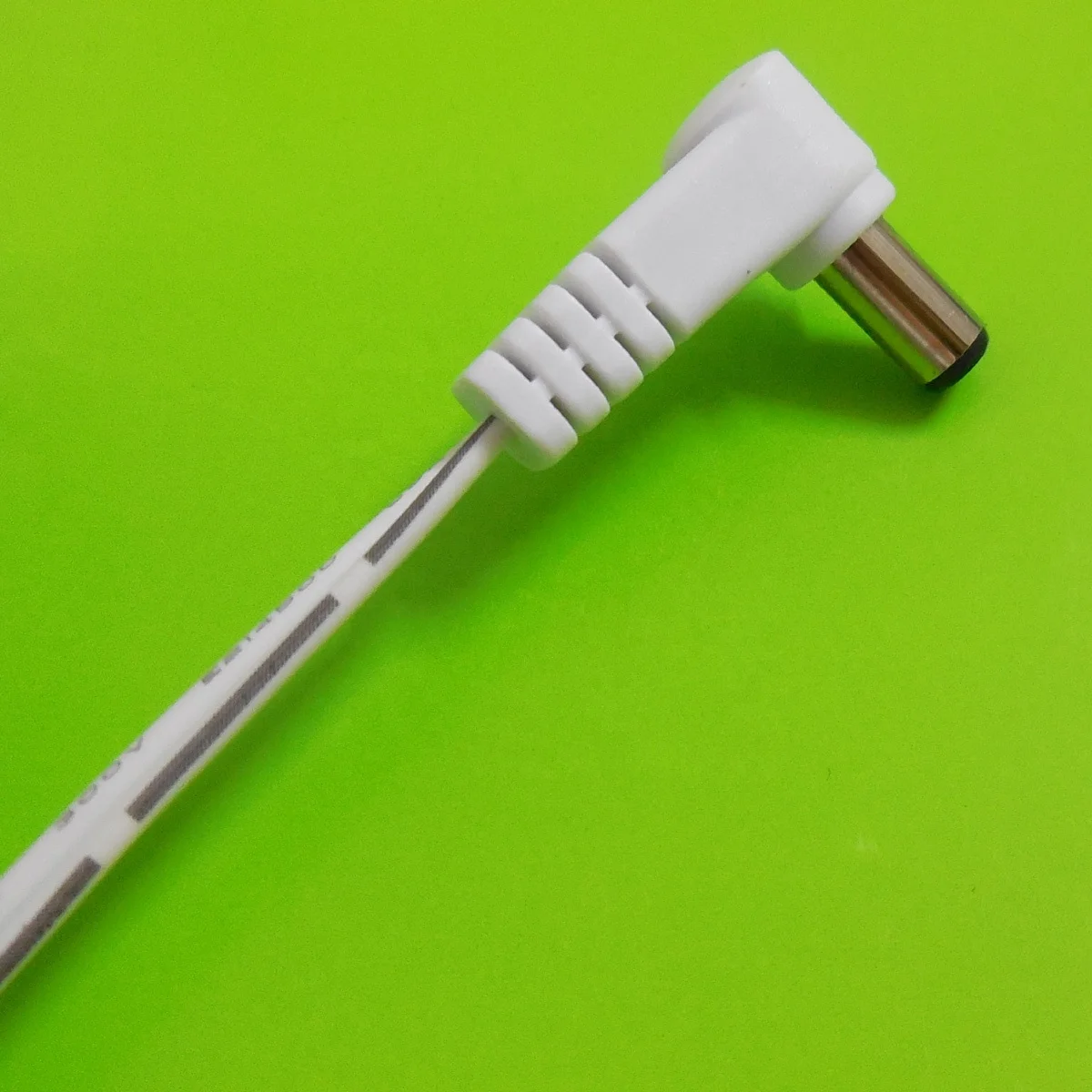 3meter Dual Wire Right angle 22AWG White Color DC Cable