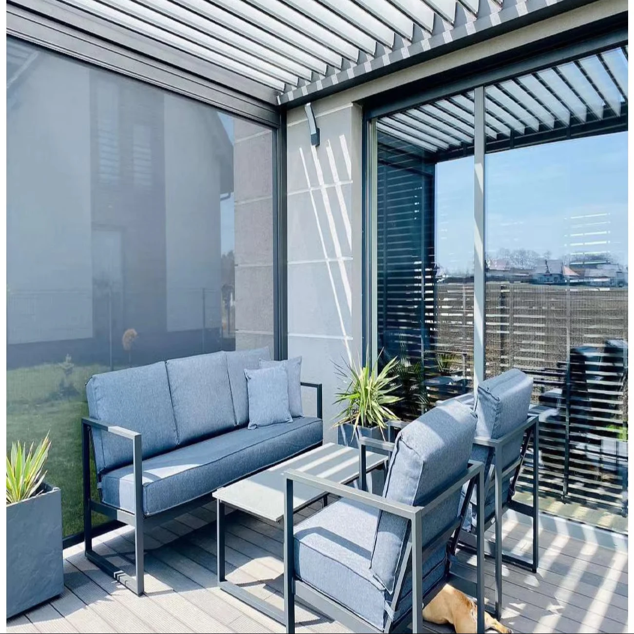 New Style Hot Selling Durable Ziptech Screen With Motorized Operation For Seamless Indoor-Outdoor Transition