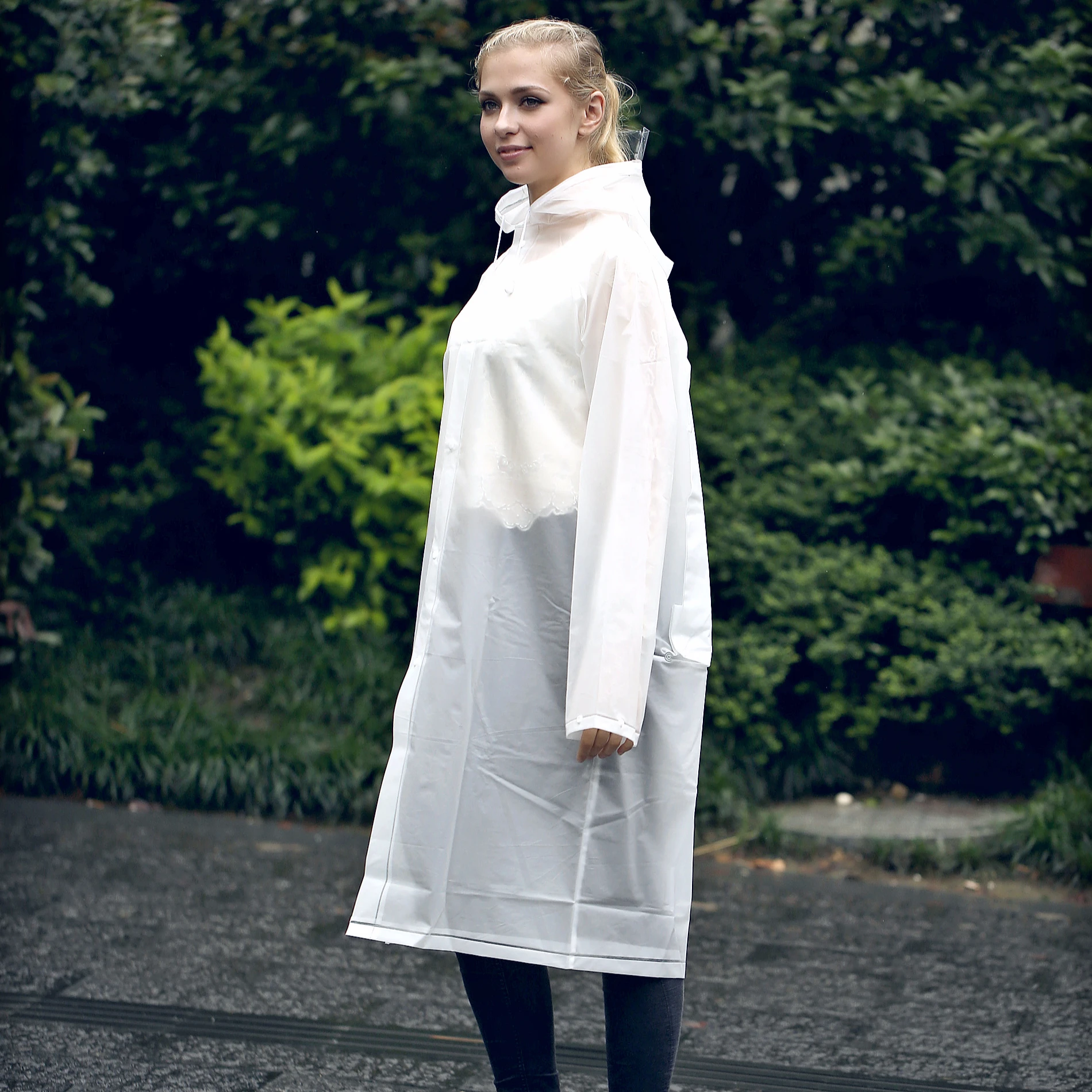 Продвижение открытый оптовая водонепроницаемый прозрачный Four Seasons Eva белый плащ для тяжелых дождей