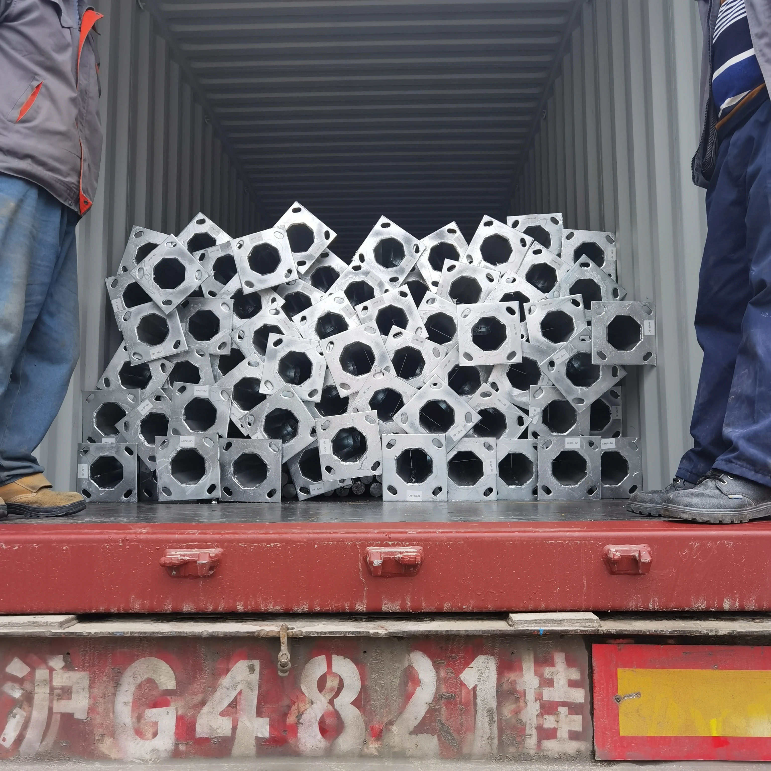 Galvanized Pole Solar Street LED Lighting Metal Conical Street Light Pole