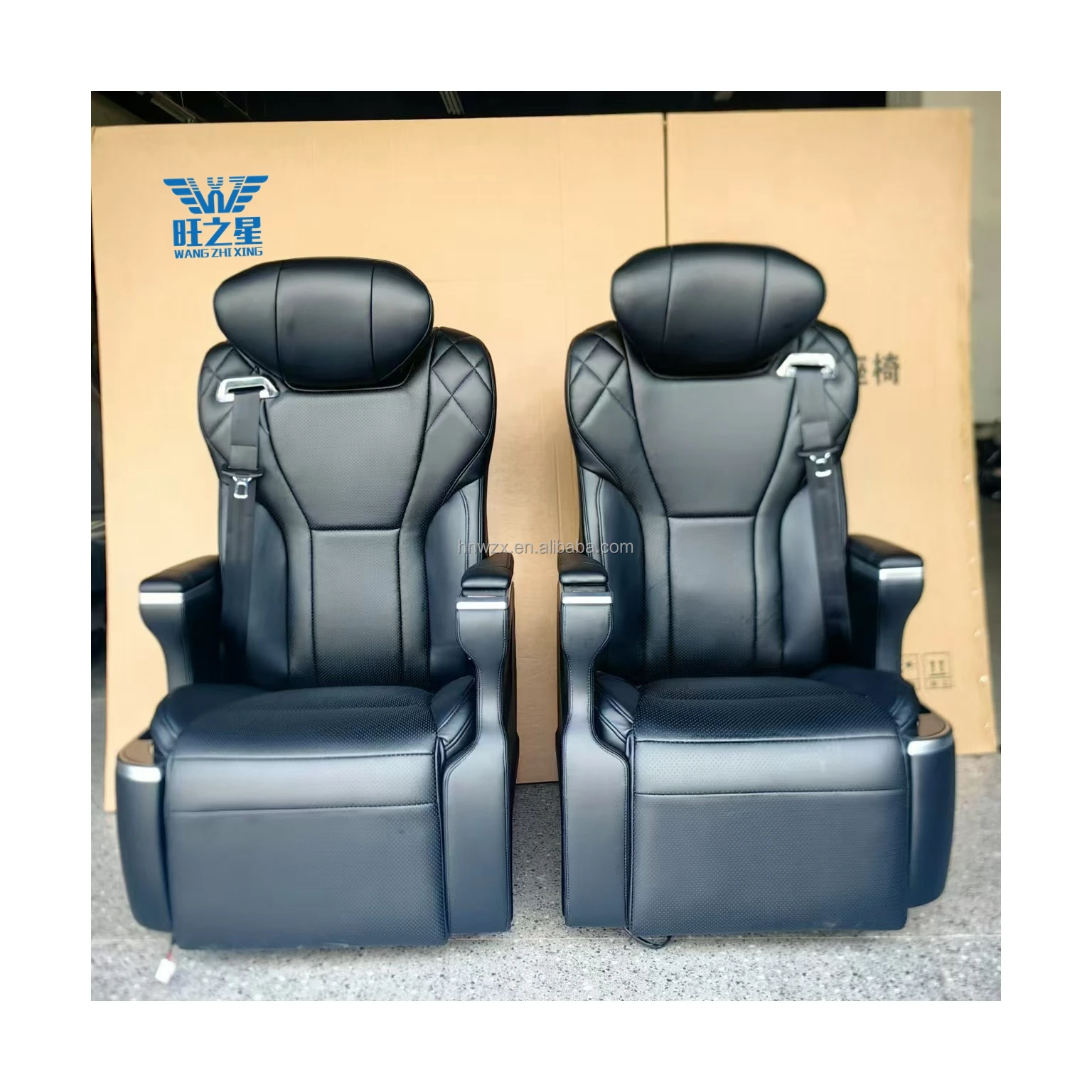 Modified Interior Kits Vip massage captain seats Toyota hiace Sprinter Van Recliner Chairs Luxury leather Black Alphard Car Seat