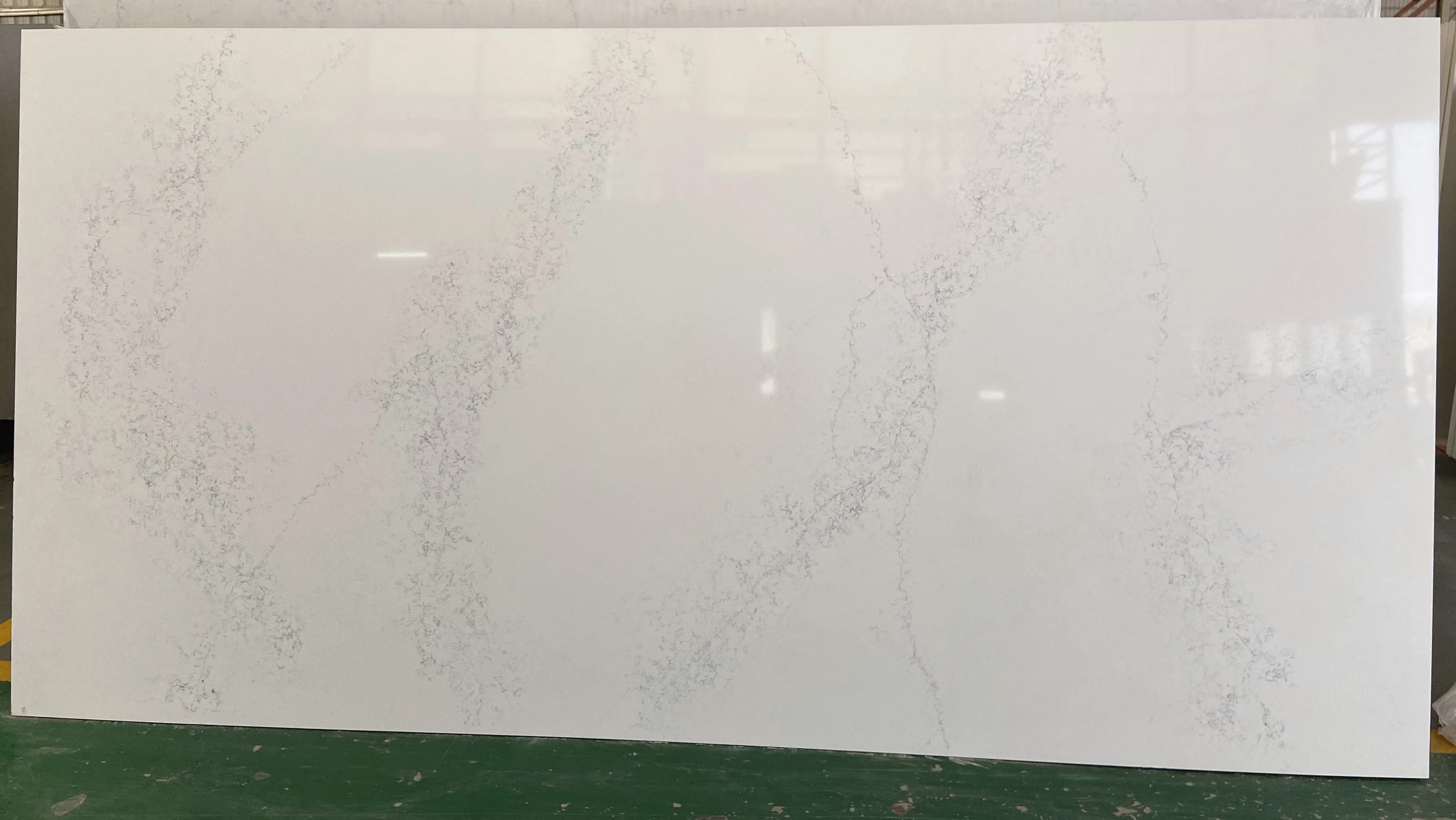 Marble Style Quartz Artificial Stone White Calacatta Quartz Slab  Artificial Quartz Stone Slab Big Size Floor Tile