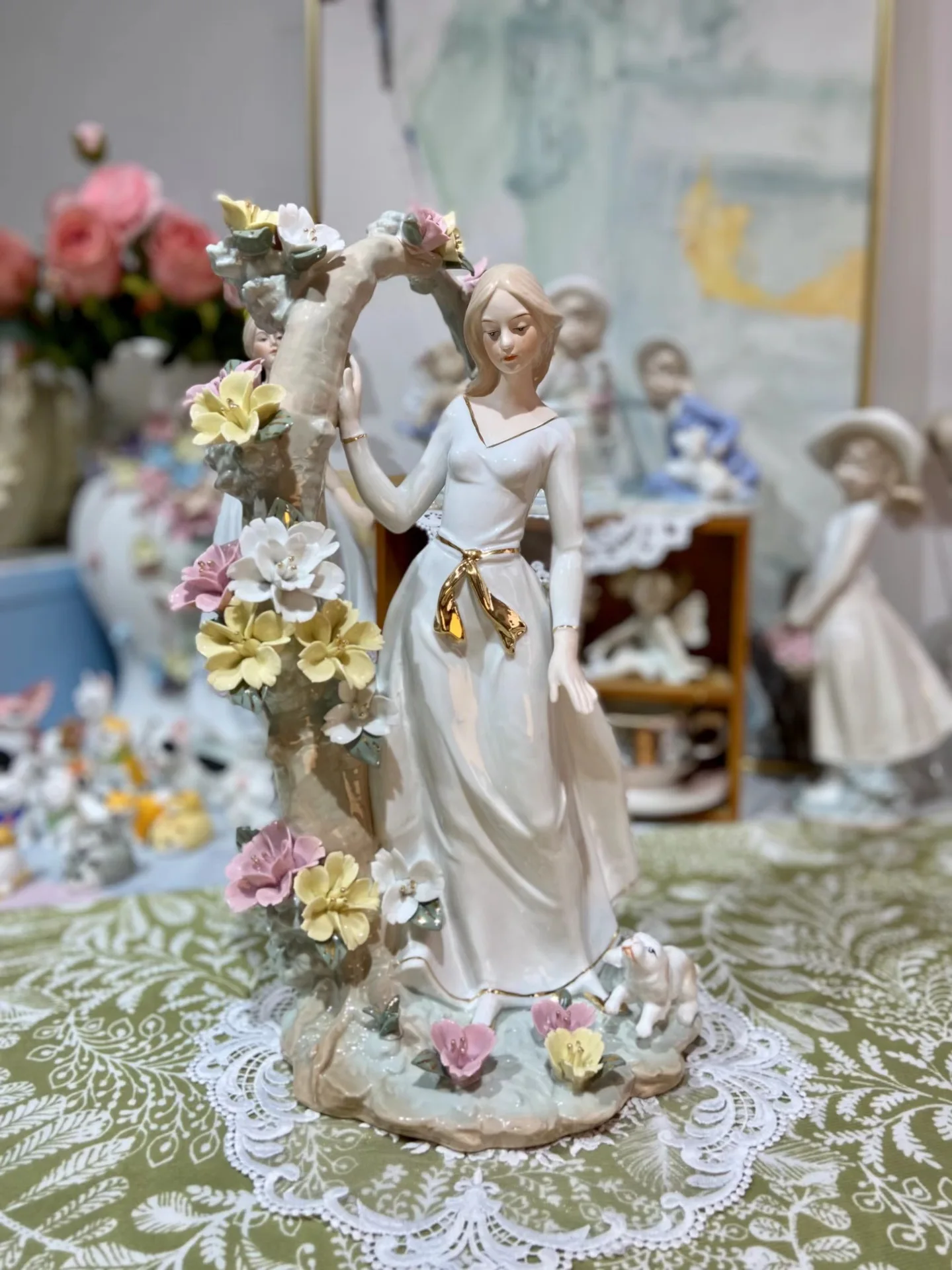 Export porcelain figurine ornaments ceramic crafts Western girl decorative crafts European styles