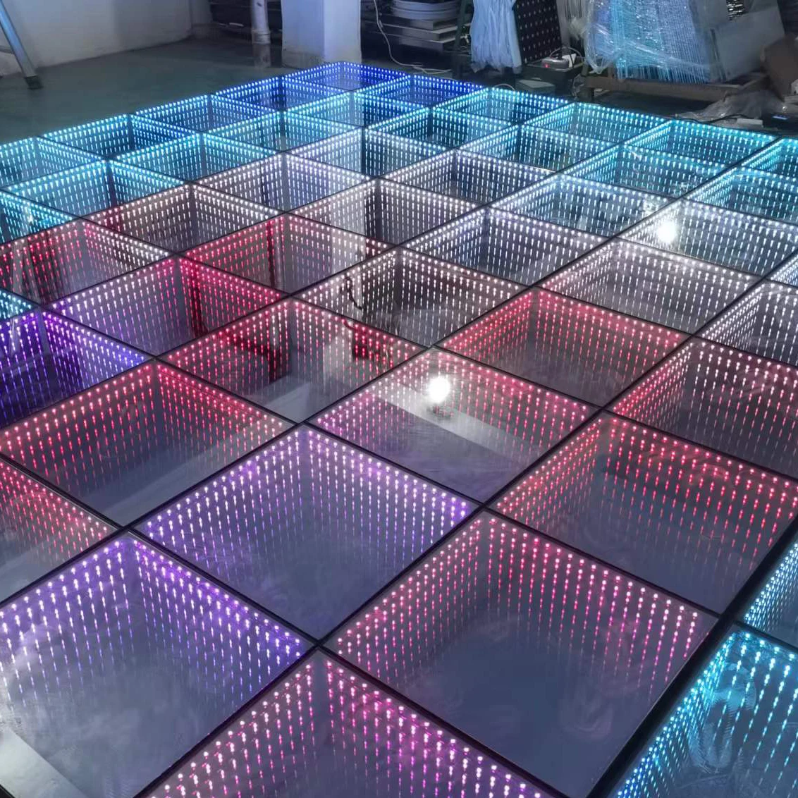 2024 Hot Sale Portable Easy to set up led mirror dance floor outdoor checkered dance floor 20x20 led dance floor