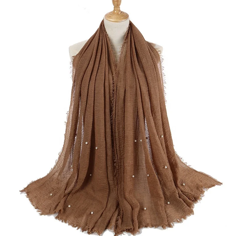 MIO Hot Selling Plain Cotton Viscose 180 Cm Length Shawl Crinkle Muslim Hijab With Pearl Women Wrinkle Scarf