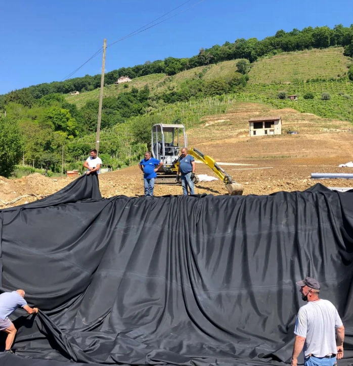 Accept Custom 0.3mm-2.0mm Pond Liner Geomembrane Fish Pond Special Seepage Control Membrane for Artificial Lake