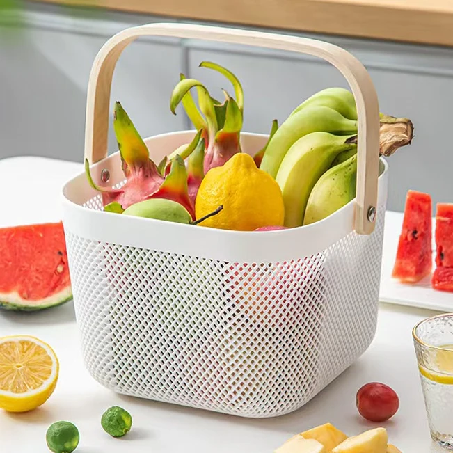 Multifunctional Kitchen Bath Toy Fruit Storage Wire Mesh Storage Basket With Wooden Handle