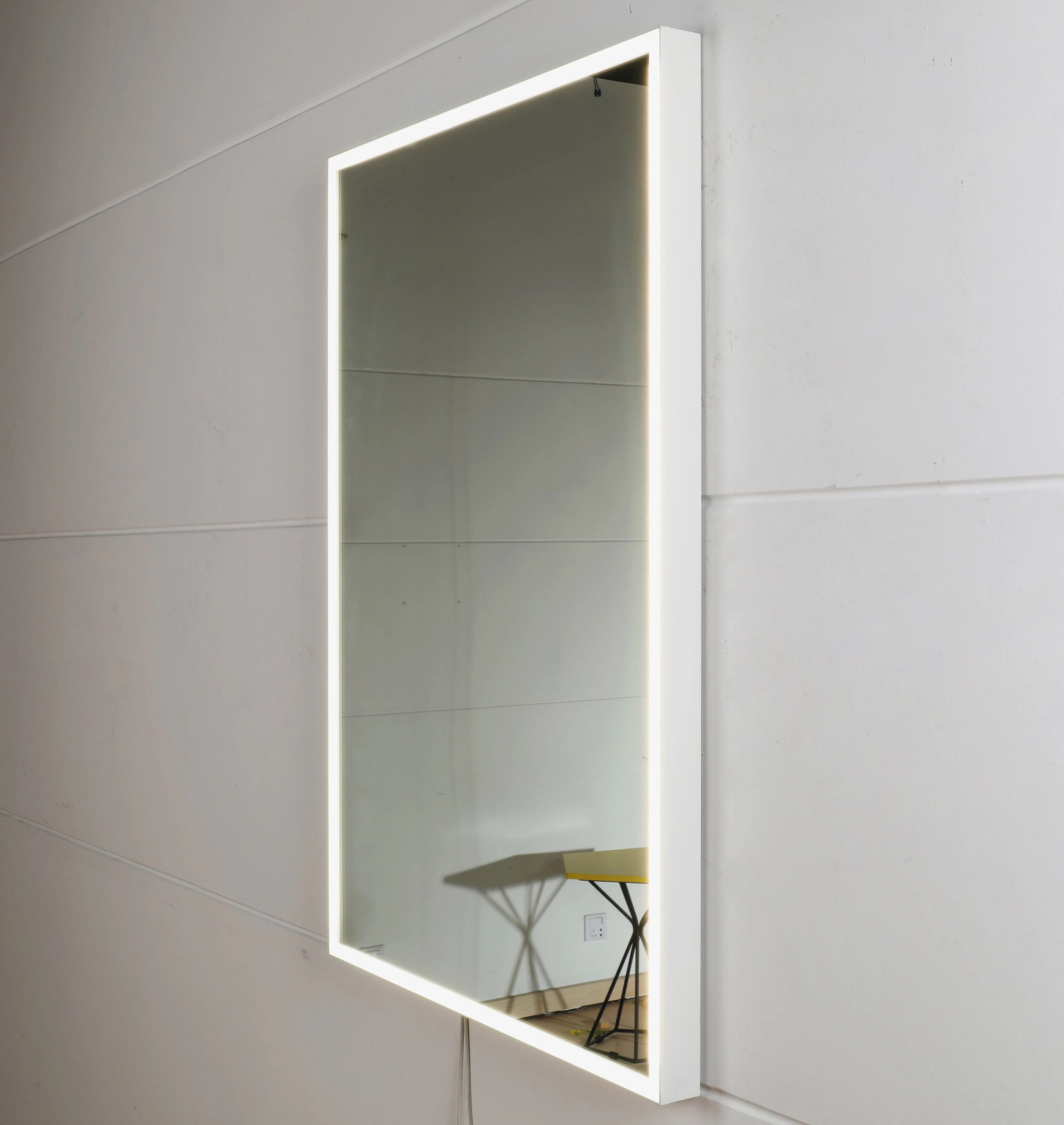 
Android System Popular Style Touch Screen Mirror Tv Smart In Living Room For Home Decoration 