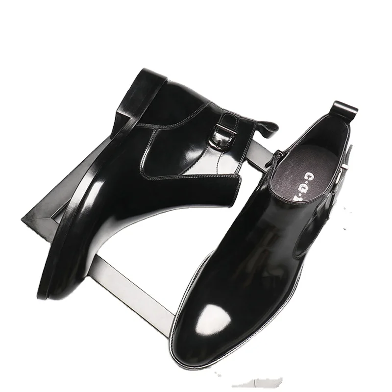 
Рабочие ботинки, высокие ботинки, английский стиль с круглым носком, изготовлены из лакированной коровьей кожи, добавлены волосы, сохраняют тепло 