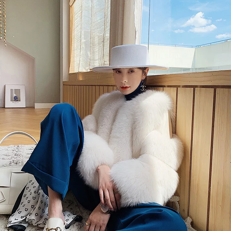 Factory wholesale custom spot winter Solid fox fur jacket short women real fox fur coat luxury natural fur coats fox mink coat