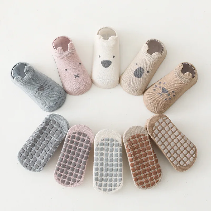 New born baby soft terry anti slip socks in winter warm baby socks rubber sole