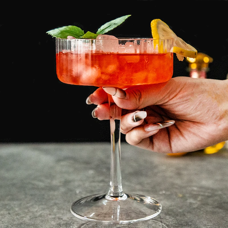 High quality crystal lead free glass Vintage Cocktail Coupe Glasses Set bar ware glass cup Champagne glasses Martini Glass